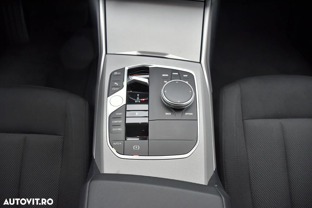 BMW Seria 3 318i AT - 10