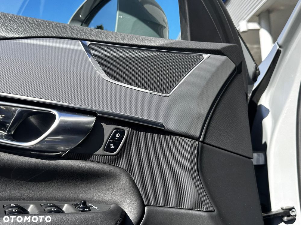Volvo XC 90 - 18