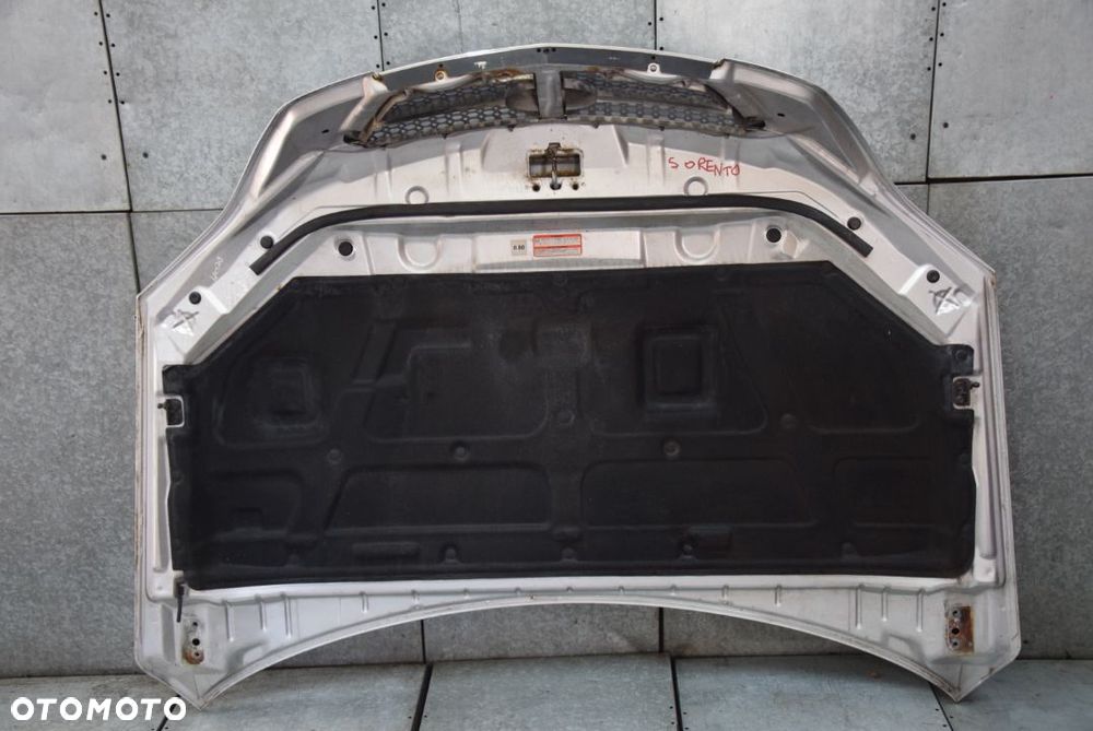 KIA SORENTO MASKA GRILL KPL. - 14