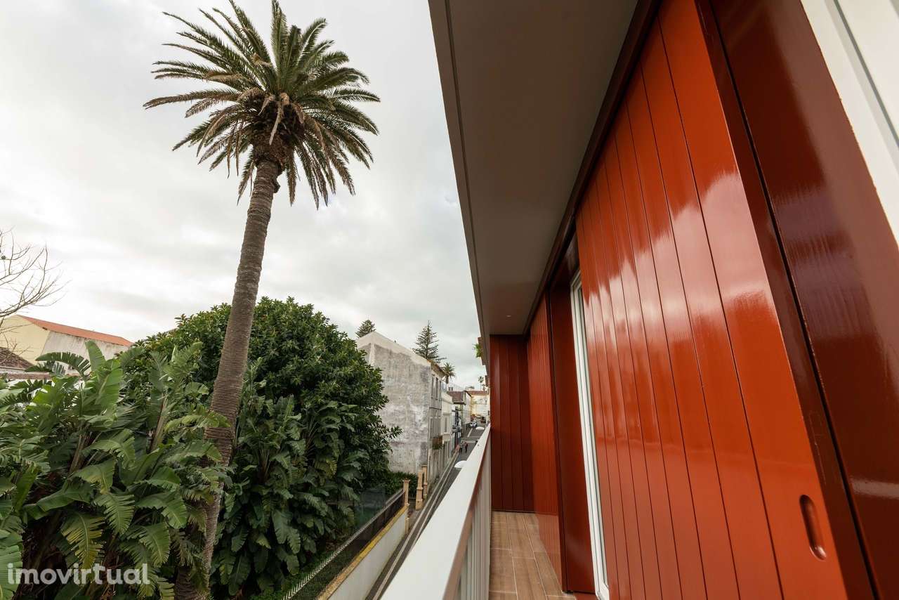 Apartamento T2 (Cavaco) com licença AL no coração de Ponta Delgada - Grande imagem: 5/24
