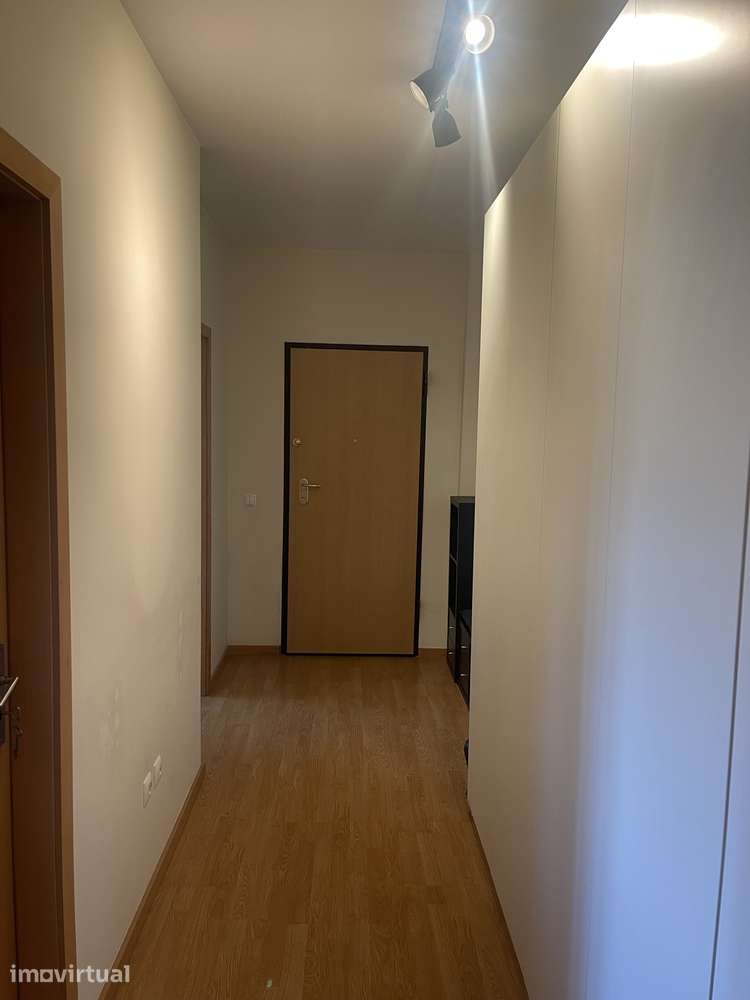 Apartamento Paços de Ferreira T2 com garagem - Grande imagem: 4/15