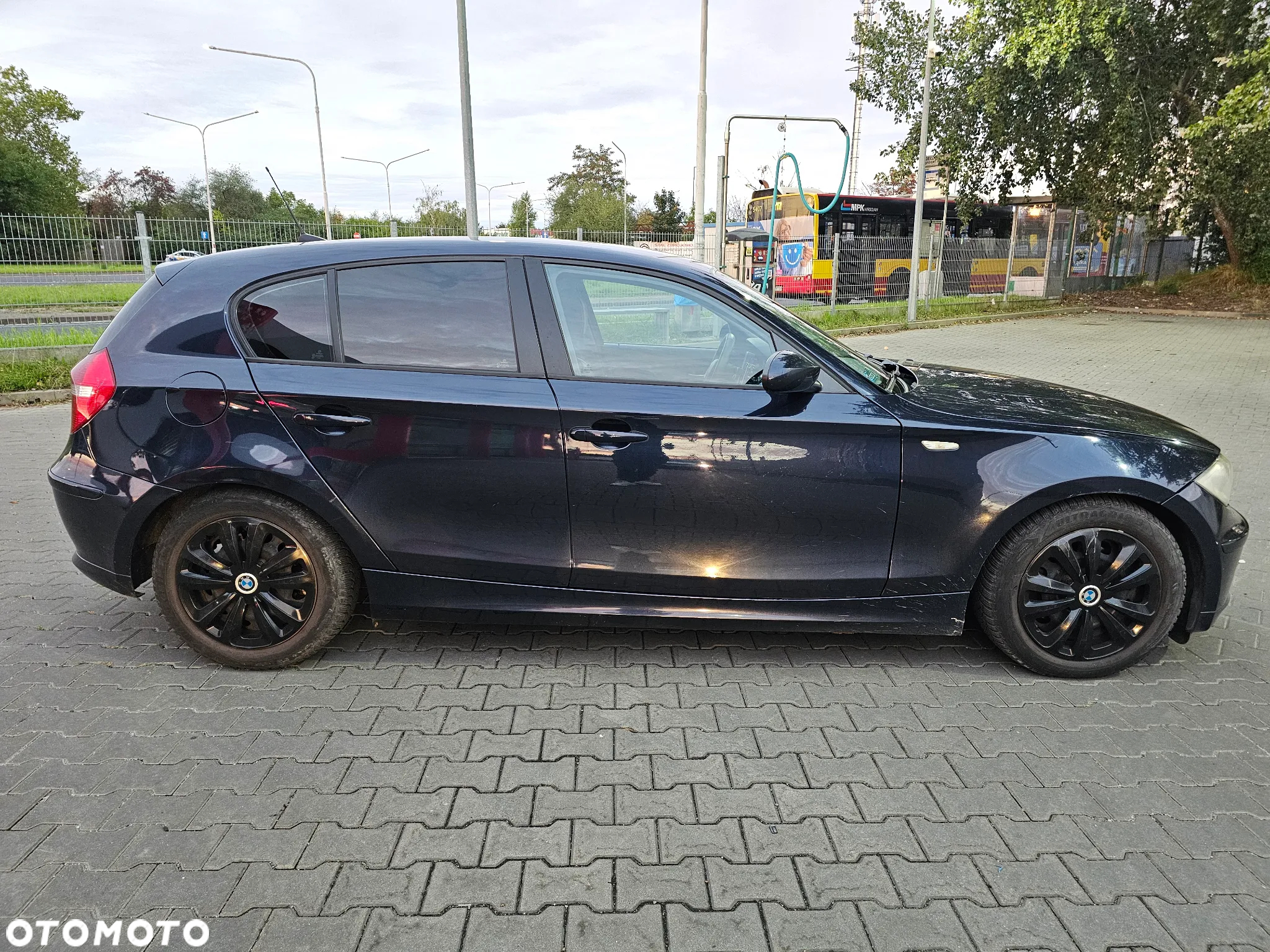 BMW Seria 1 120d DPF Edition Sport - 9