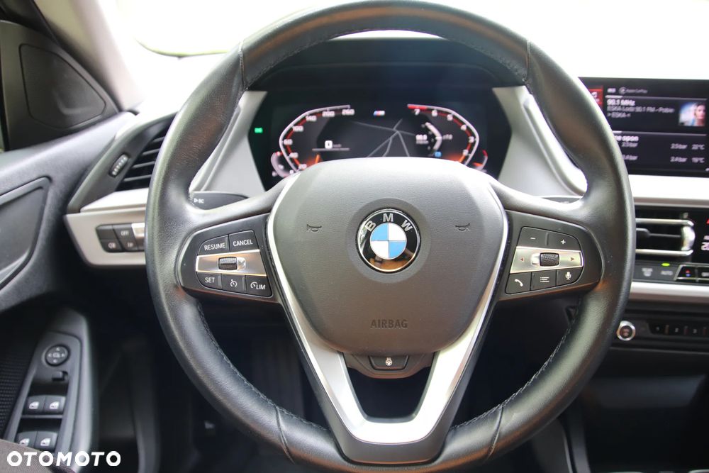 BMW Seria 2 218i Advantage - 14