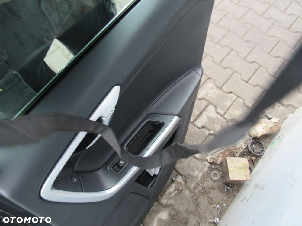 volvo v60 16r lewe drzwi przednie tył - 10