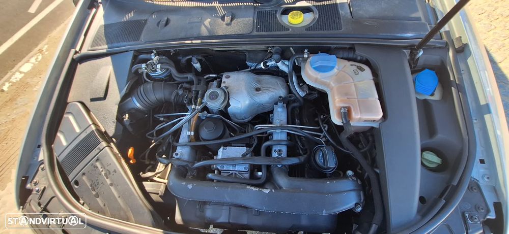 Audi A4 2.5 TDI quattro - 11