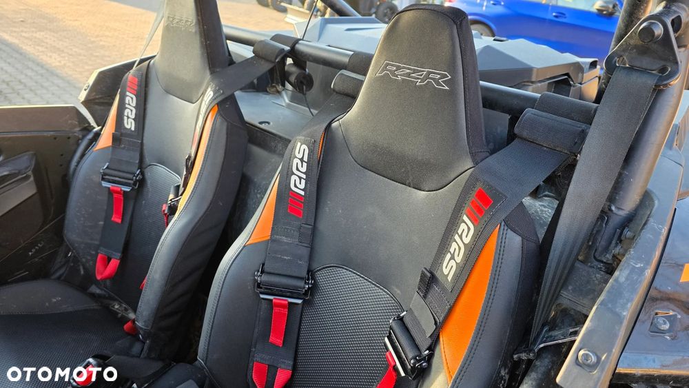 Polaris RZR - 8