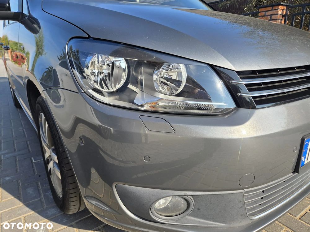 Volkswagen Touran - 29