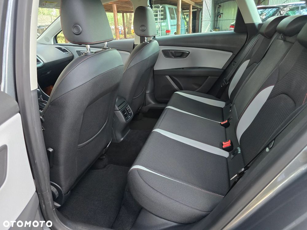 Seat Leon 2.0 TDI DPF Start&Stop DSG FR - 27