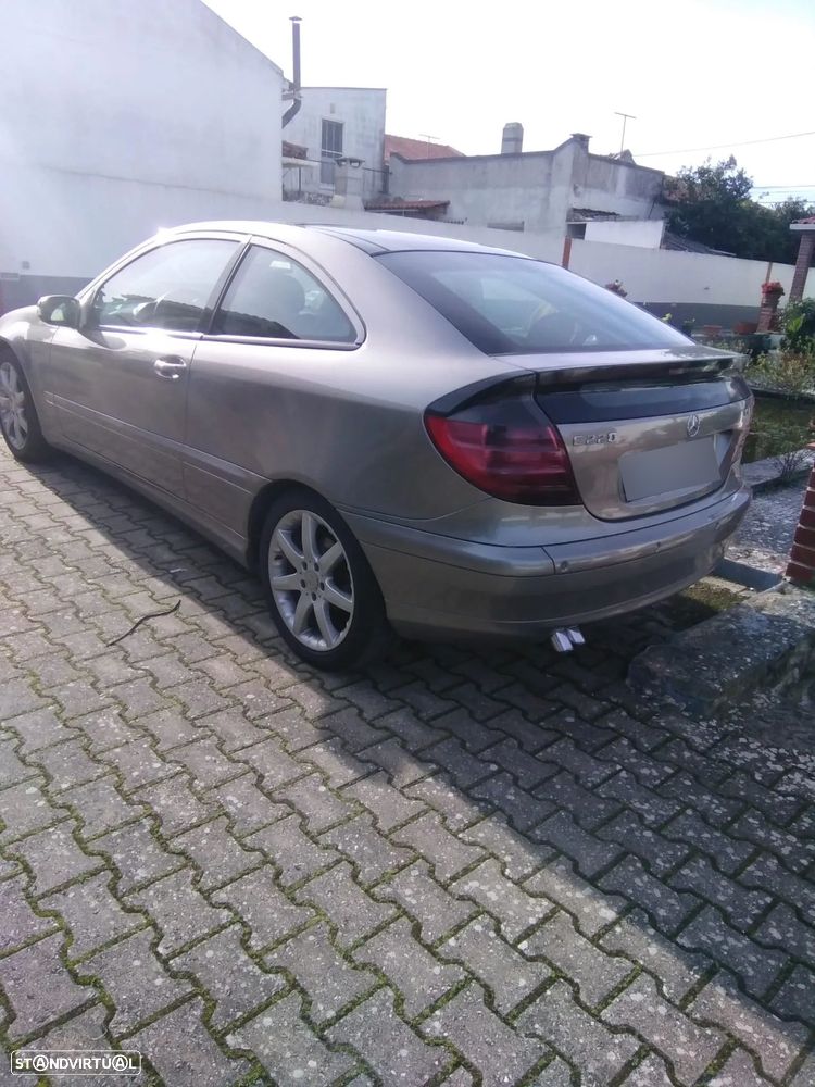 Mercedes-Benz C 220 CDi Sport Coupé Classic - 4