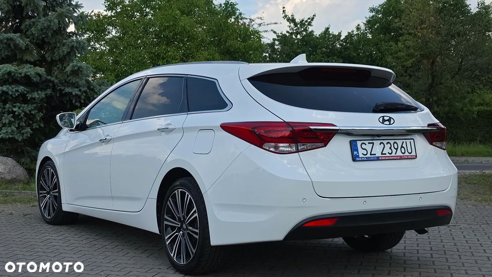 Hyundai i40 Kombi blue 1.7 CRDi DCT Premium - 11