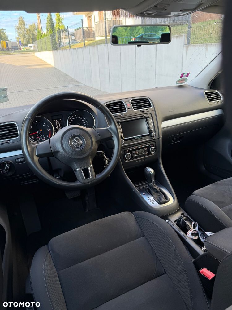 Volkswagen Golf 2.0 TDI DPF DSG Highline - 16