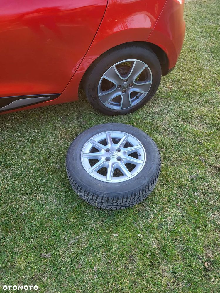 Renault Clio 0.9 TCe Limited - 12