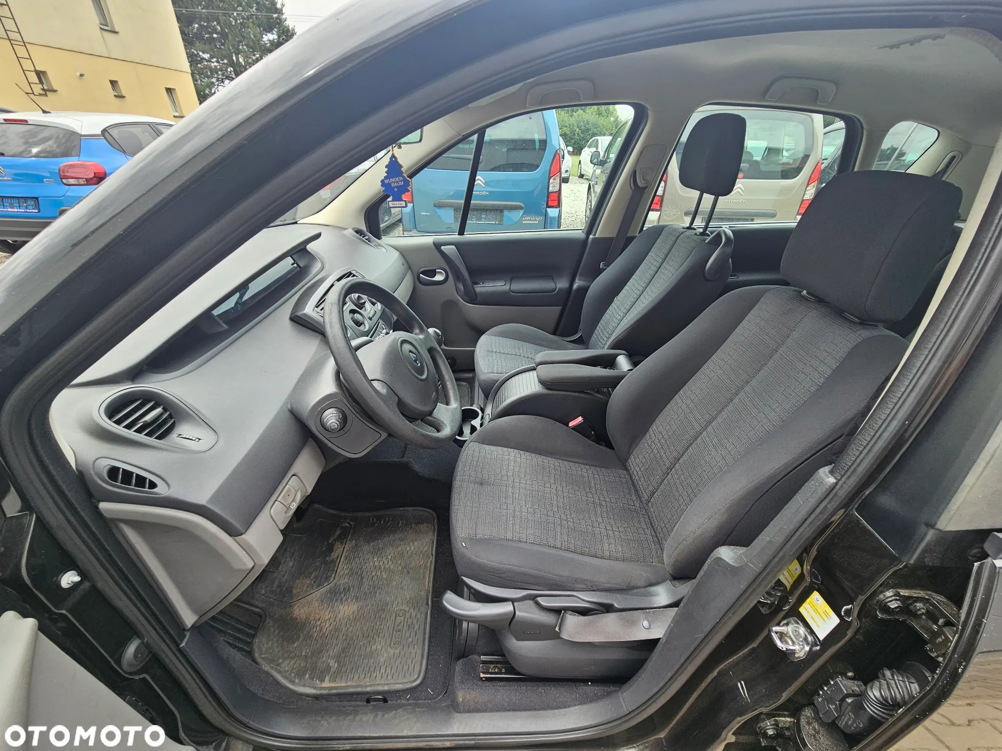 Renault Scenic 1.6 16V 110 Expression - 21