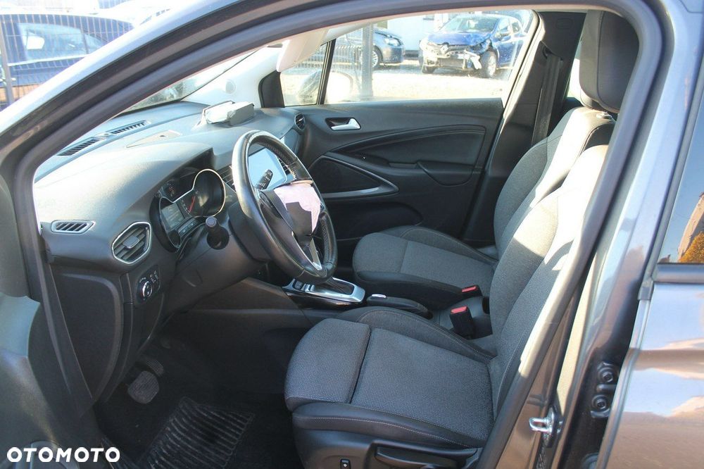 Opel Crossland X - 9