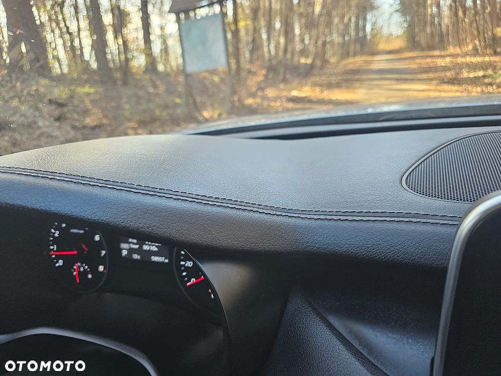 Kia Stinger 2.0 T-GDI XL - 17