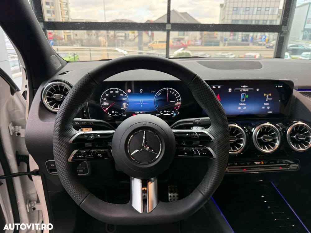 Mercedes-Benz GLA 250 e - 11