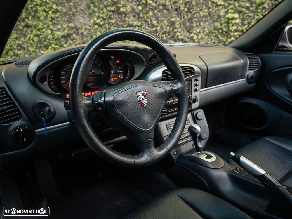 Porsche 911 Turbo — fotografia 30