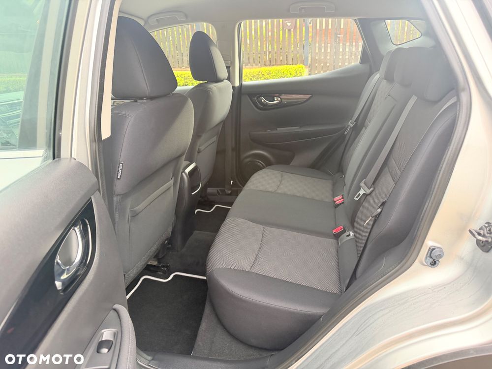 Nissan Qashqai - 10