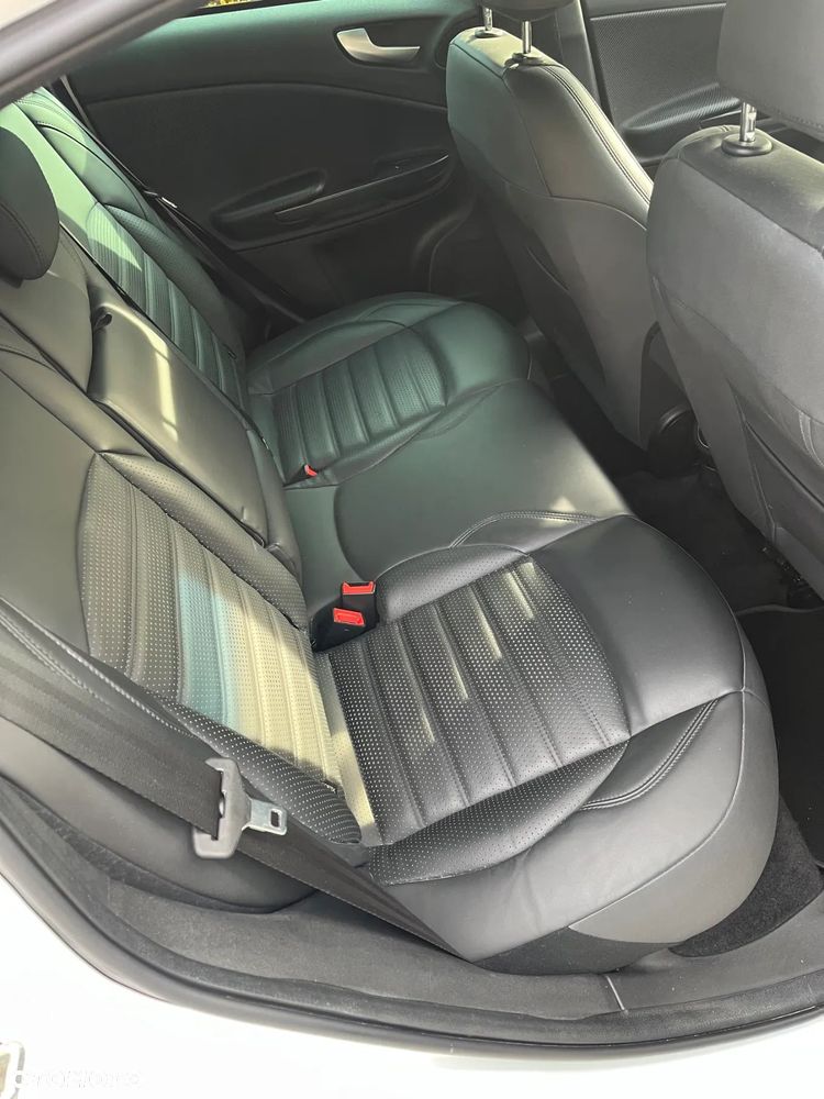 Alfa Romeo Giulietta Sport - 12