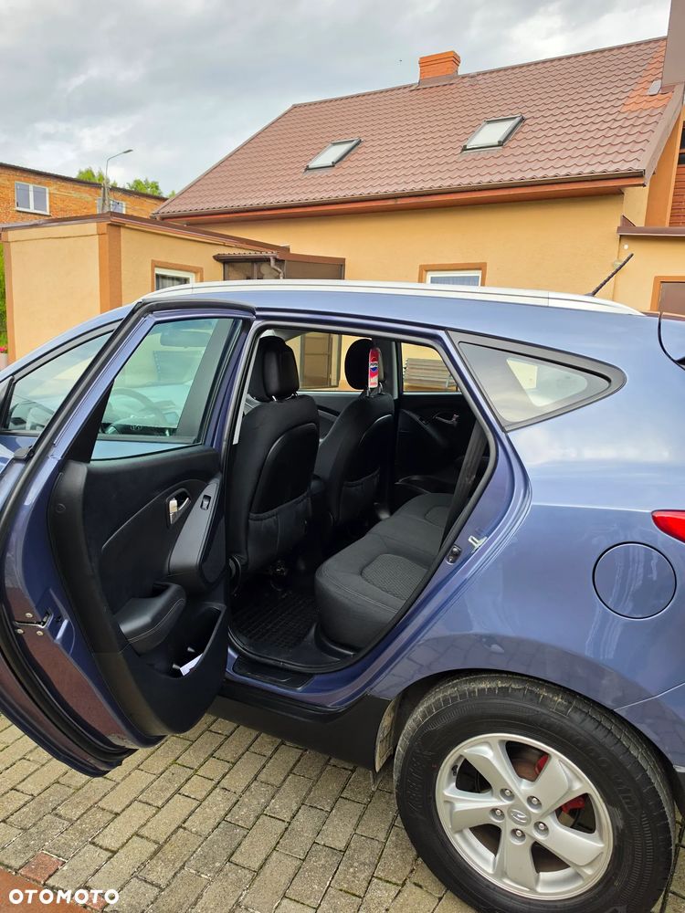 Hyundai ix35 - 13