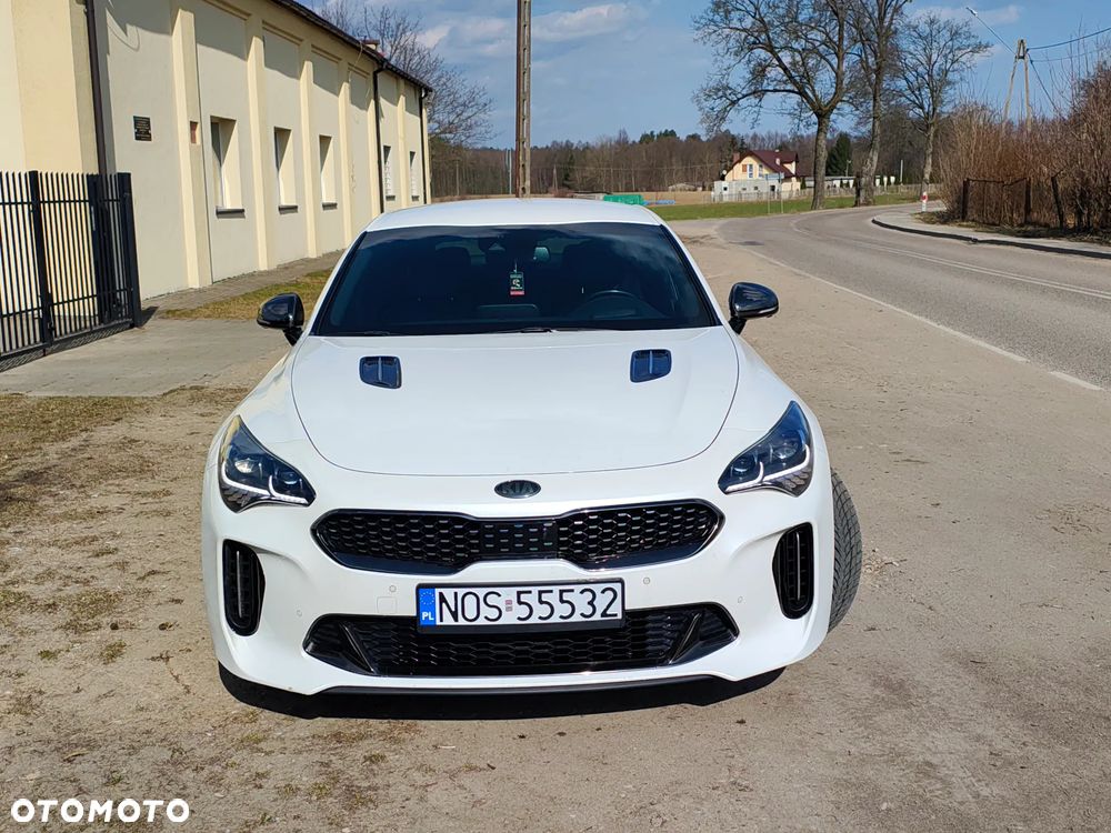 Kia Stinger 2.0 T-GDI GT Line - 4
