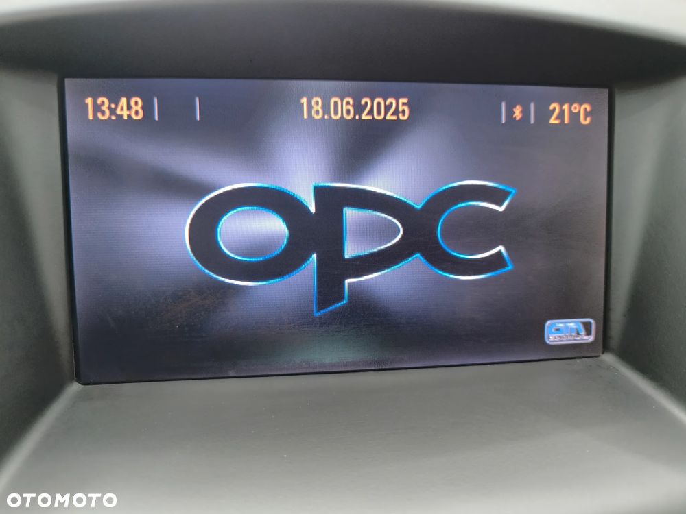 Opel Insignia 2.0 T Sport - 2