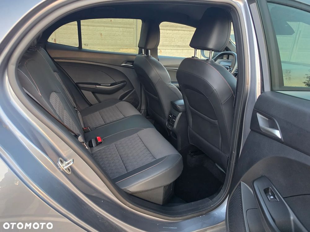 MG MG3 1.5 HEV+ Exclusive - 19