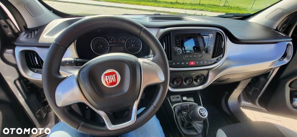 Fiat Doblo 1.4 T-Jet 16V Easy - 20