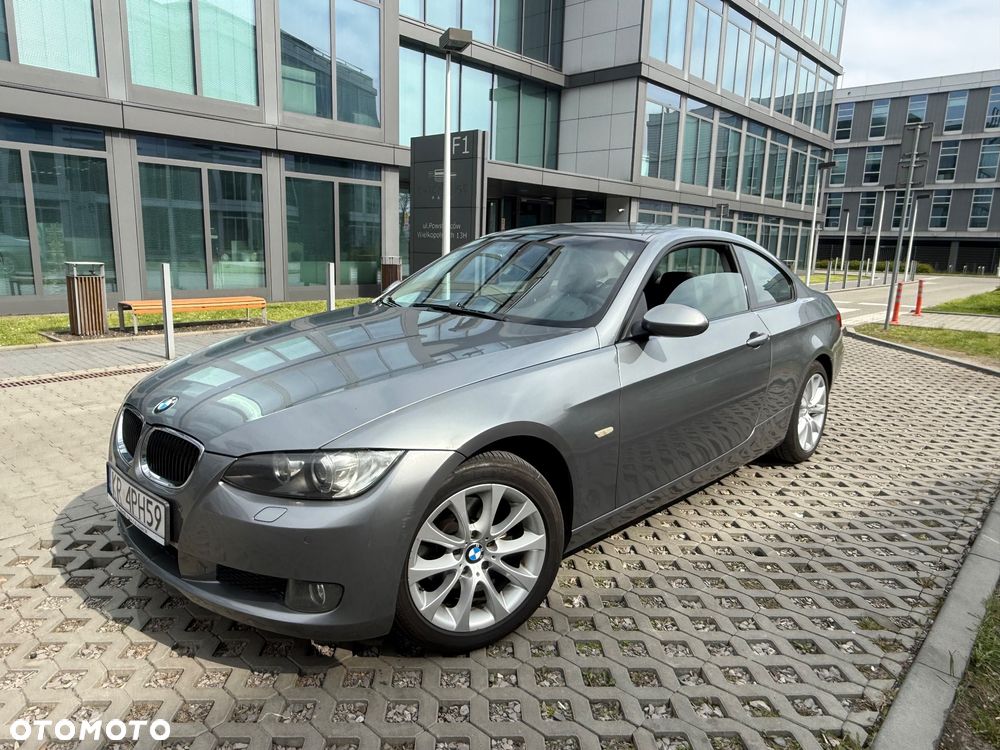BMW Seria 3 320d DPF - 3