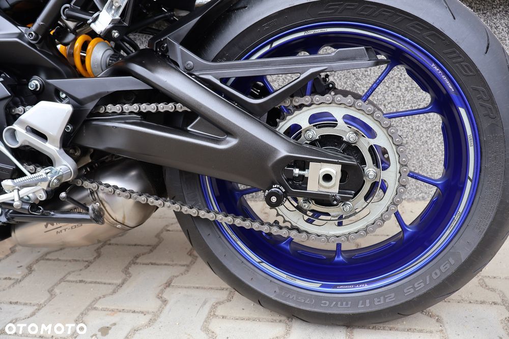 Yamaha MT - 9