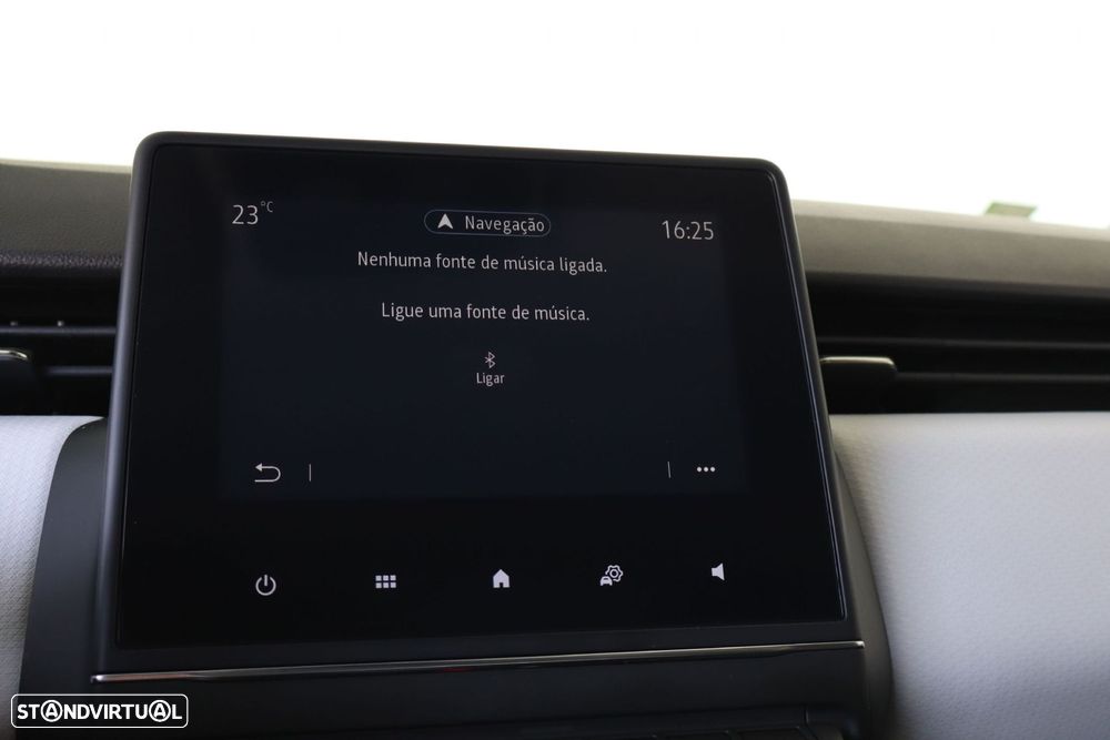 Renault Clio 1.0 TCe Evolution Bi-Fuel - 27