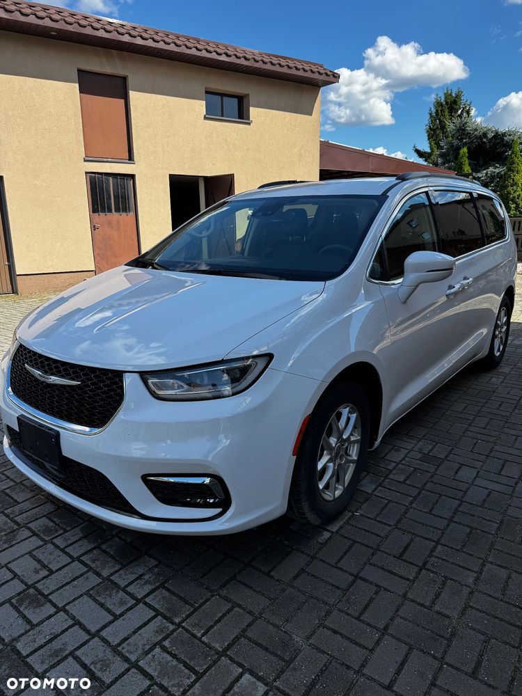 Chrysler Pacifica - 3