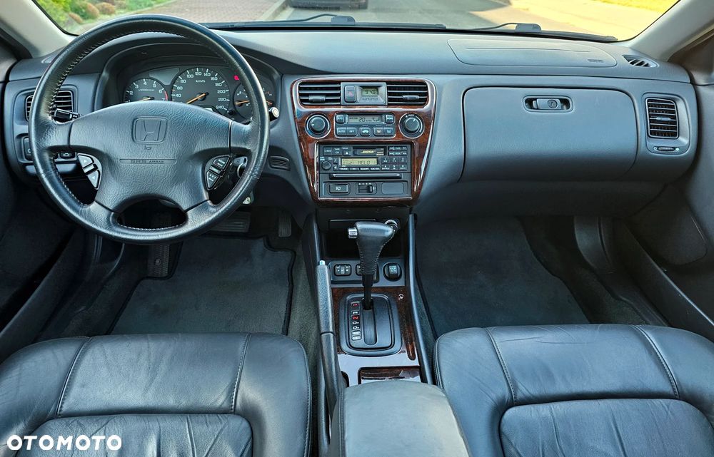 Honda Accord - 25