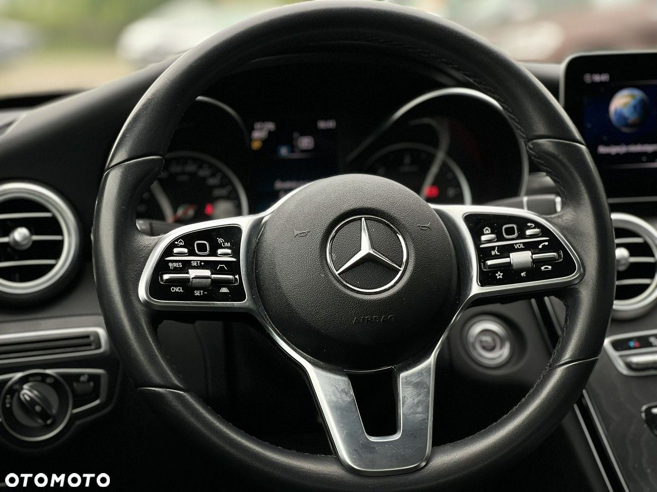 Mercedes-Benz Klasa C 220 d 9G-TRONIC - 11