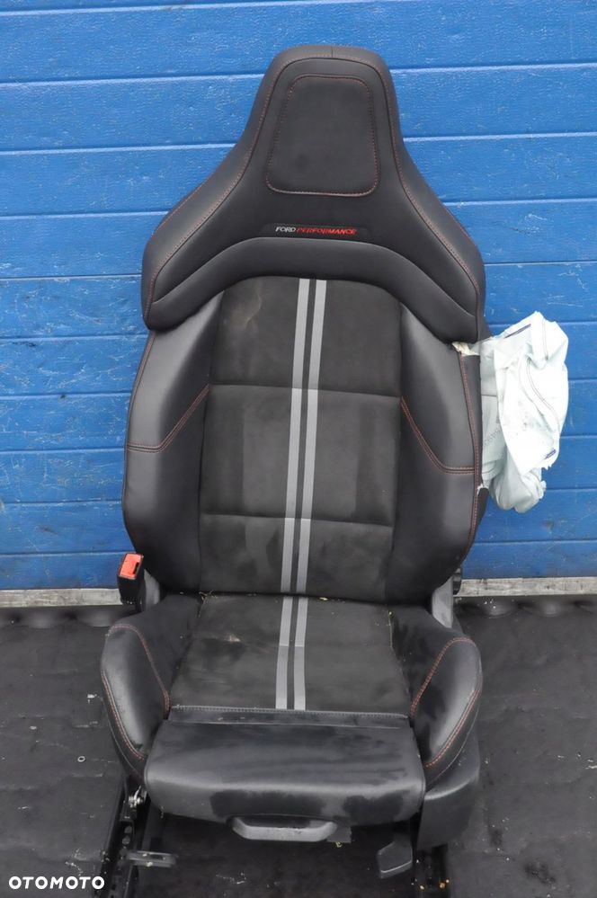FIESTA MK8 ST PERFORMANCE FOTELE PRZÓD - 6