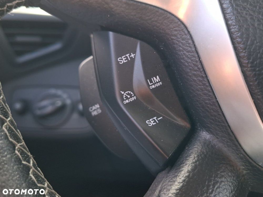 Ford Kuga 1.5 EcoBoost 4WD Titanium - 29
