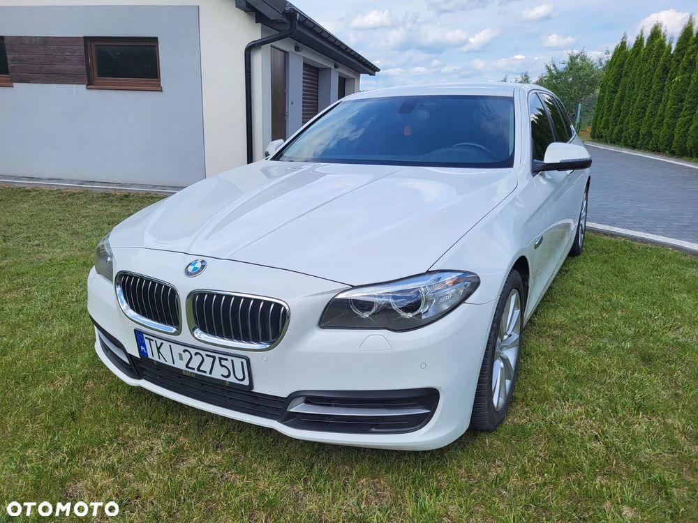 BMW Seria 5 525d xDrive Modern Line - 1