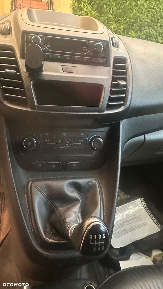 Ford Transit Connect - 9