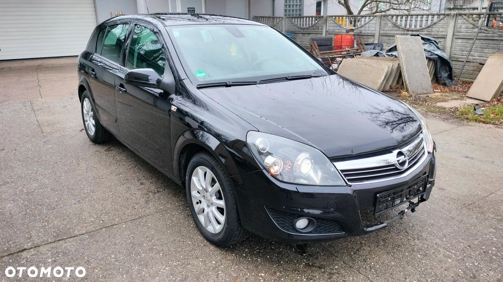 Opel Astra 1.6 Cosmo - 1