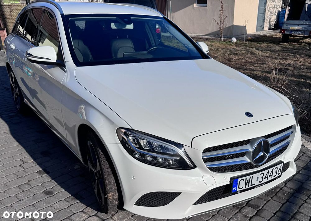 Mercedes-Benz Klasa C 220 d 4MATIC 9G-TRONIC - 2