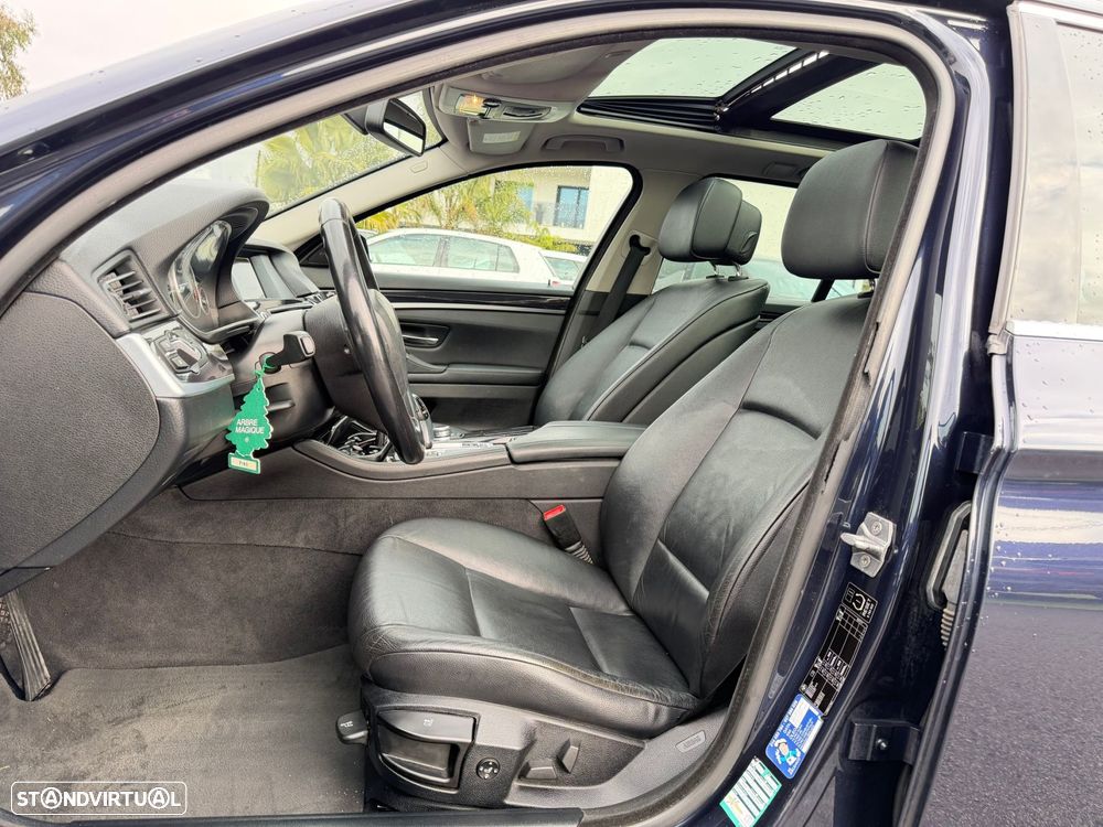 BMW 520 d Auto - 25