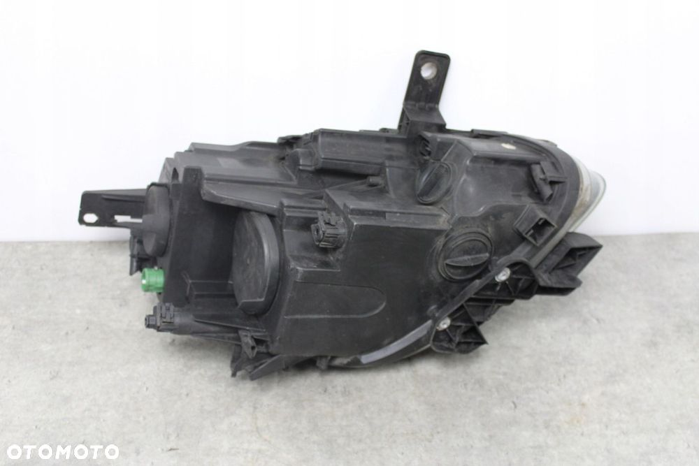 LAMPA REFLEKTOR LEWY ALFA ROMEO GIULIETTA CIEMNY - 3