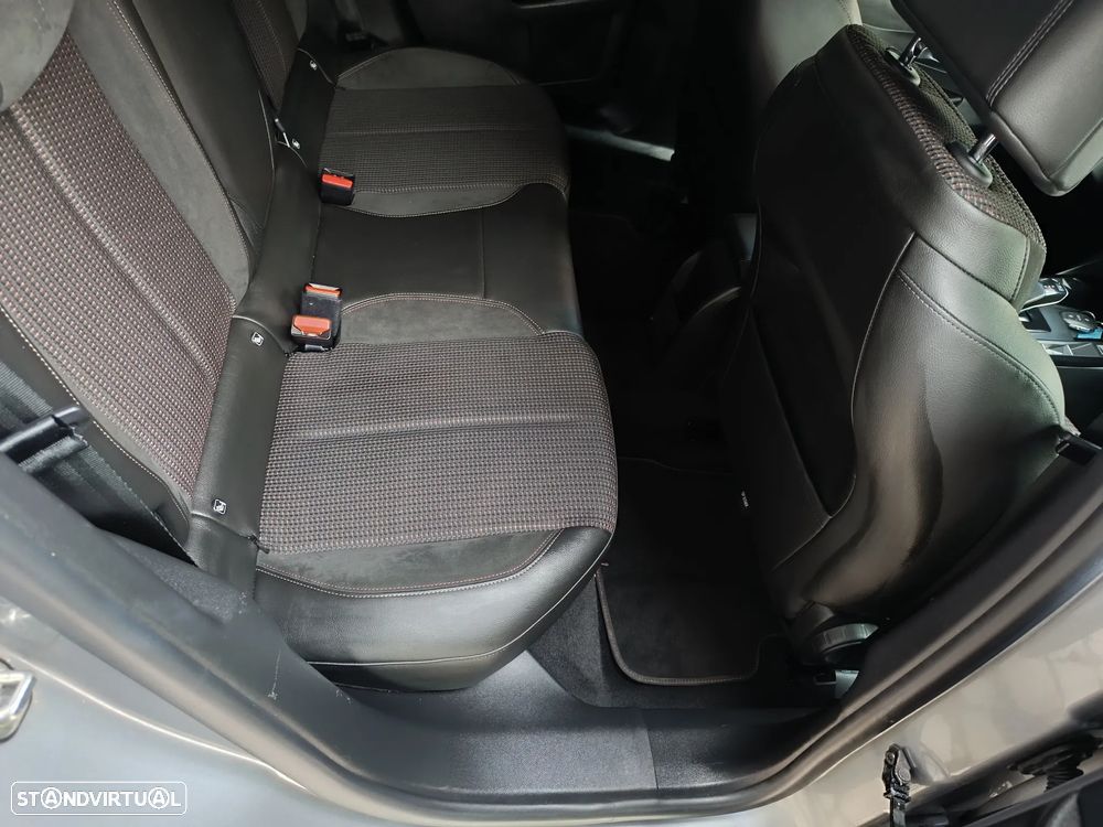 DS DS3 Crossback PureTech 130 Aut. PERFORMANCE LINE - 31