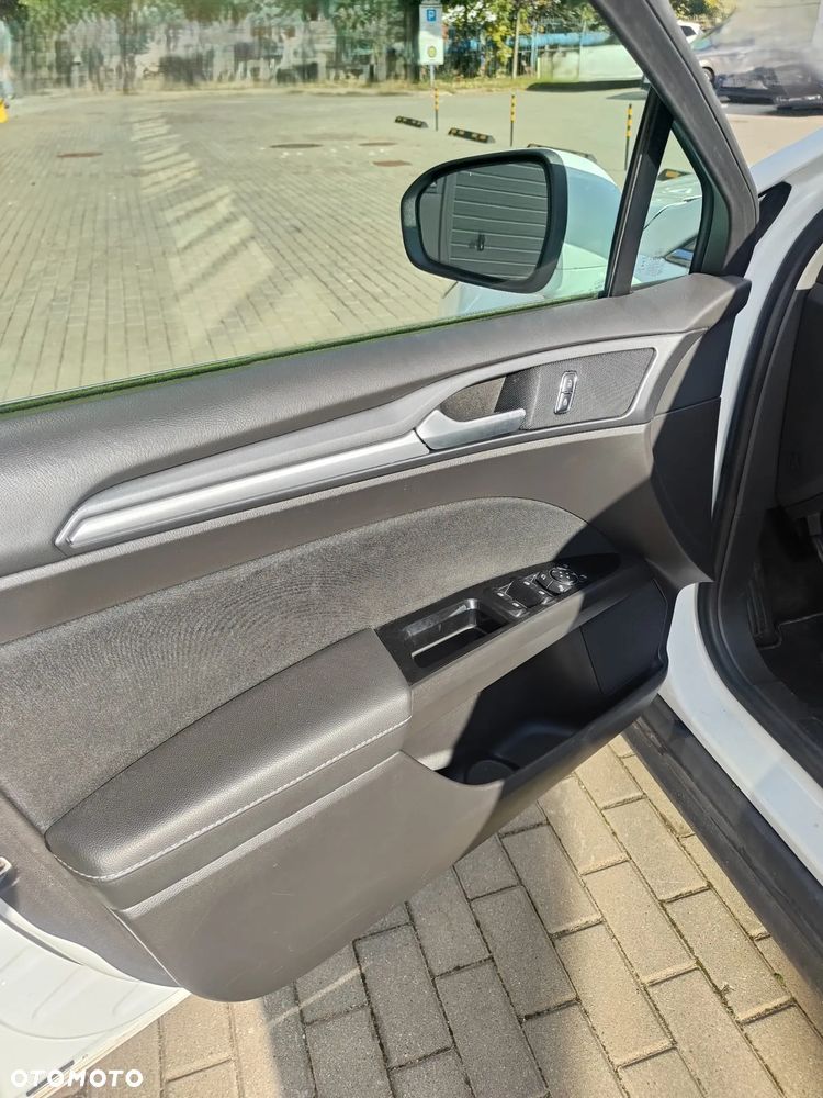 Ford Mondeo 1.5 EcoBoost Trend - 14