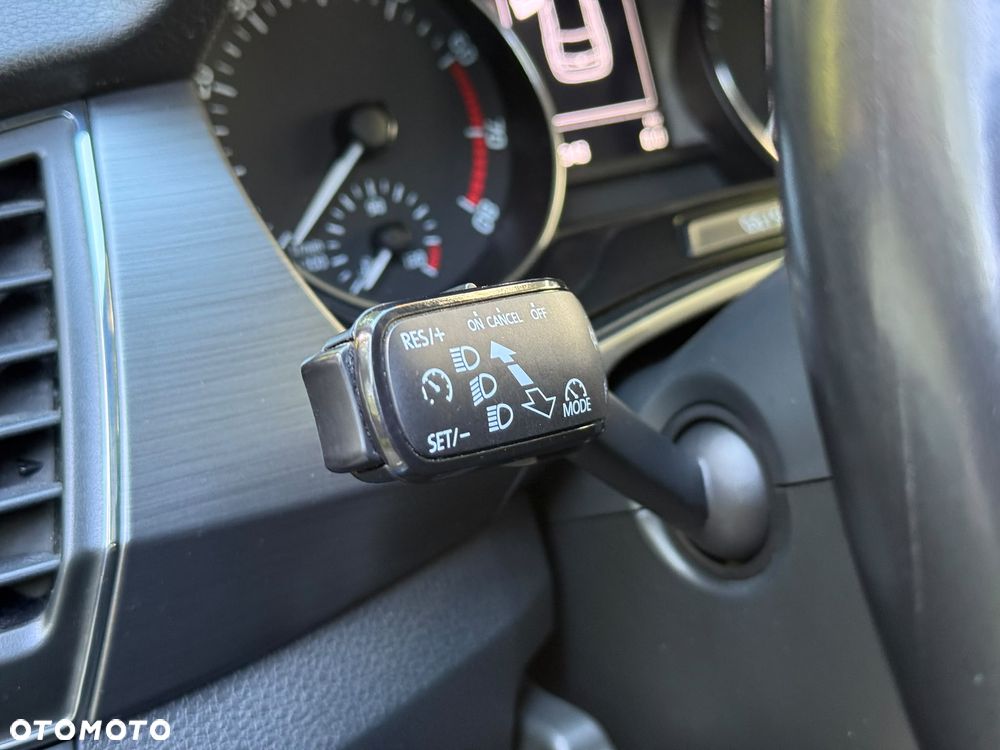 Skoda Fabia 1.2 TSI Edition DSG - 32