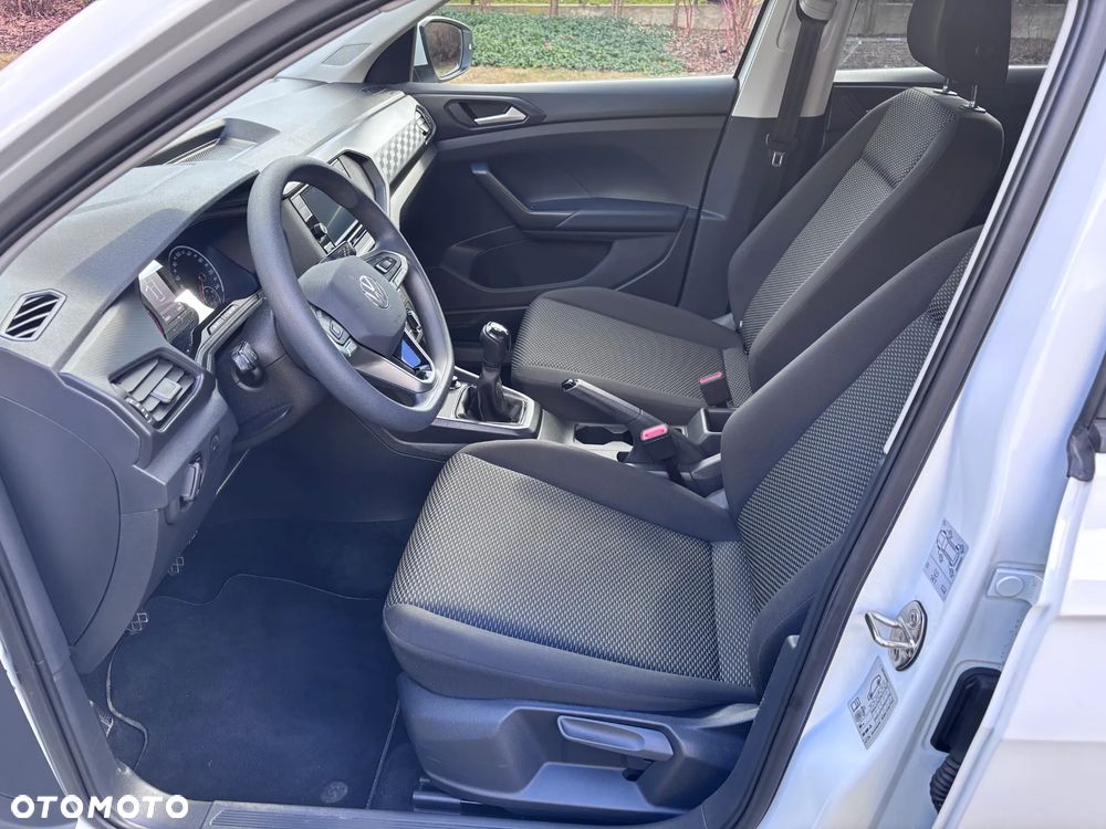 Volkswagen T-Cross - 13