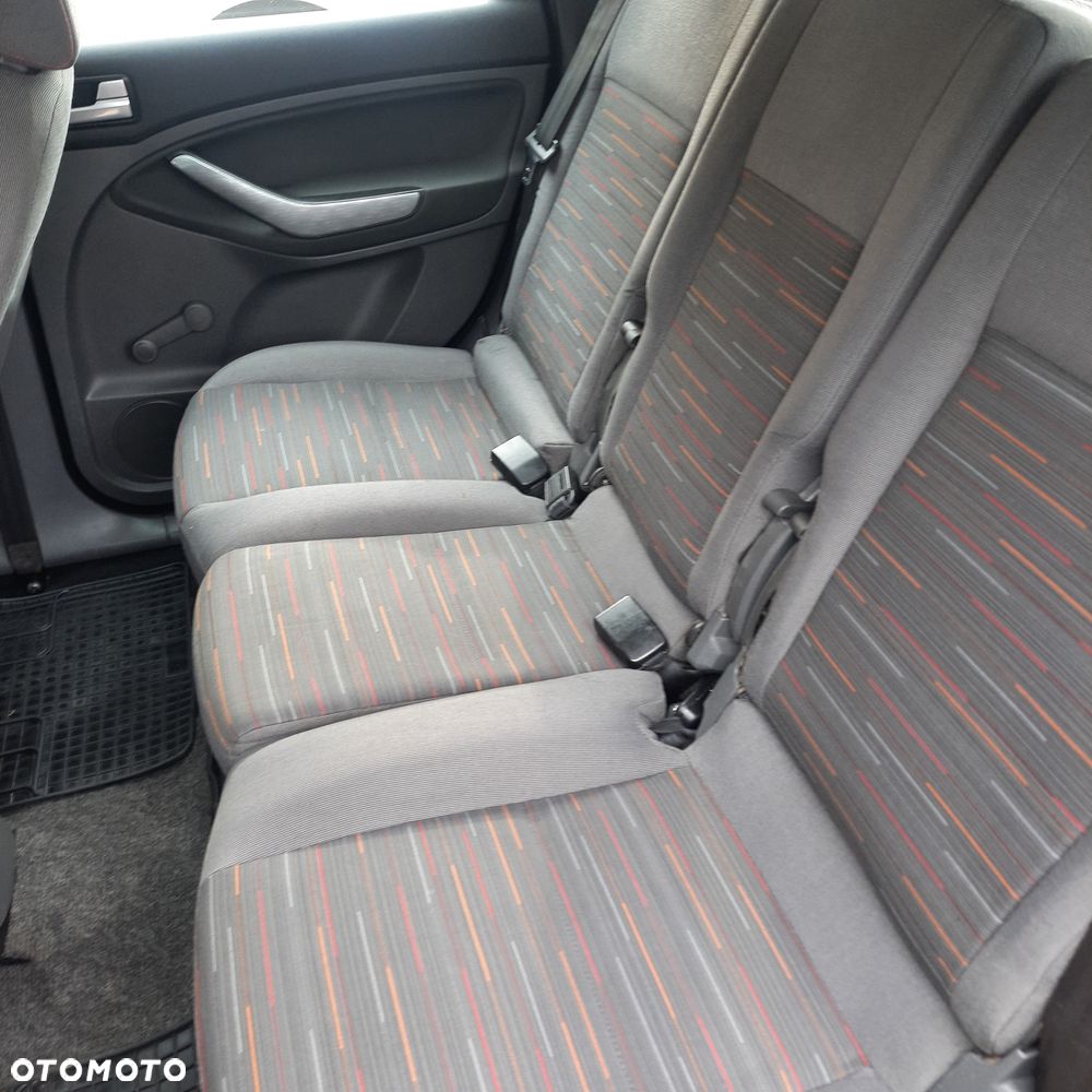 Ford C-MAX - 17