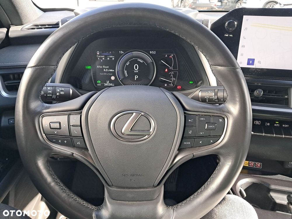 Lexus UX 250h GPF F Sport Design 2WD - 16