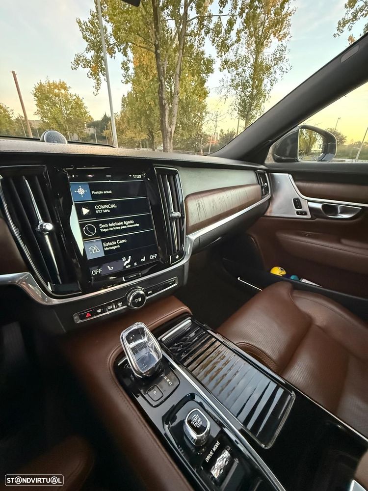 Volvo S90 - 11