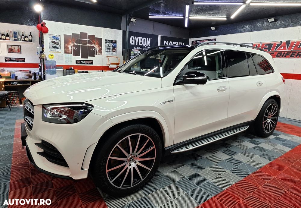 Mercedes-Benz GLS - 9